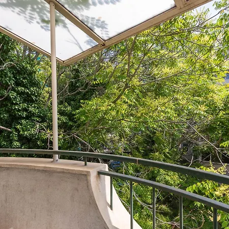 Aristocratic To The Sea Garden Апартамент *